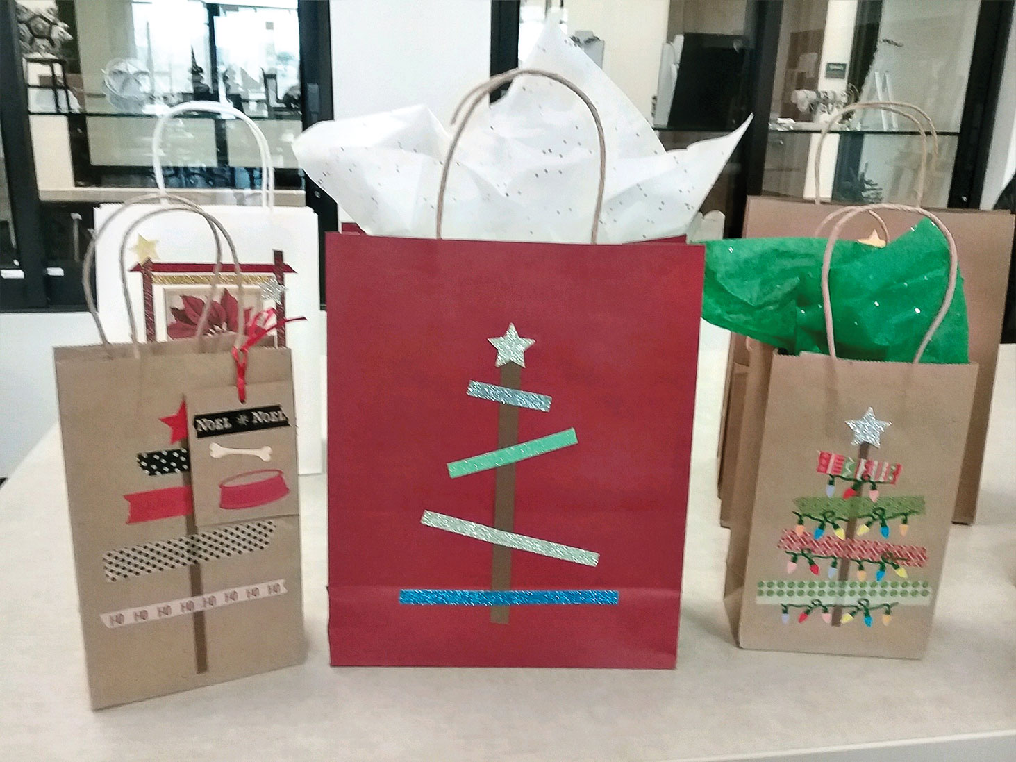 Paper Crafting has a gift bag class – SaddleBrooke Ranch Roundup